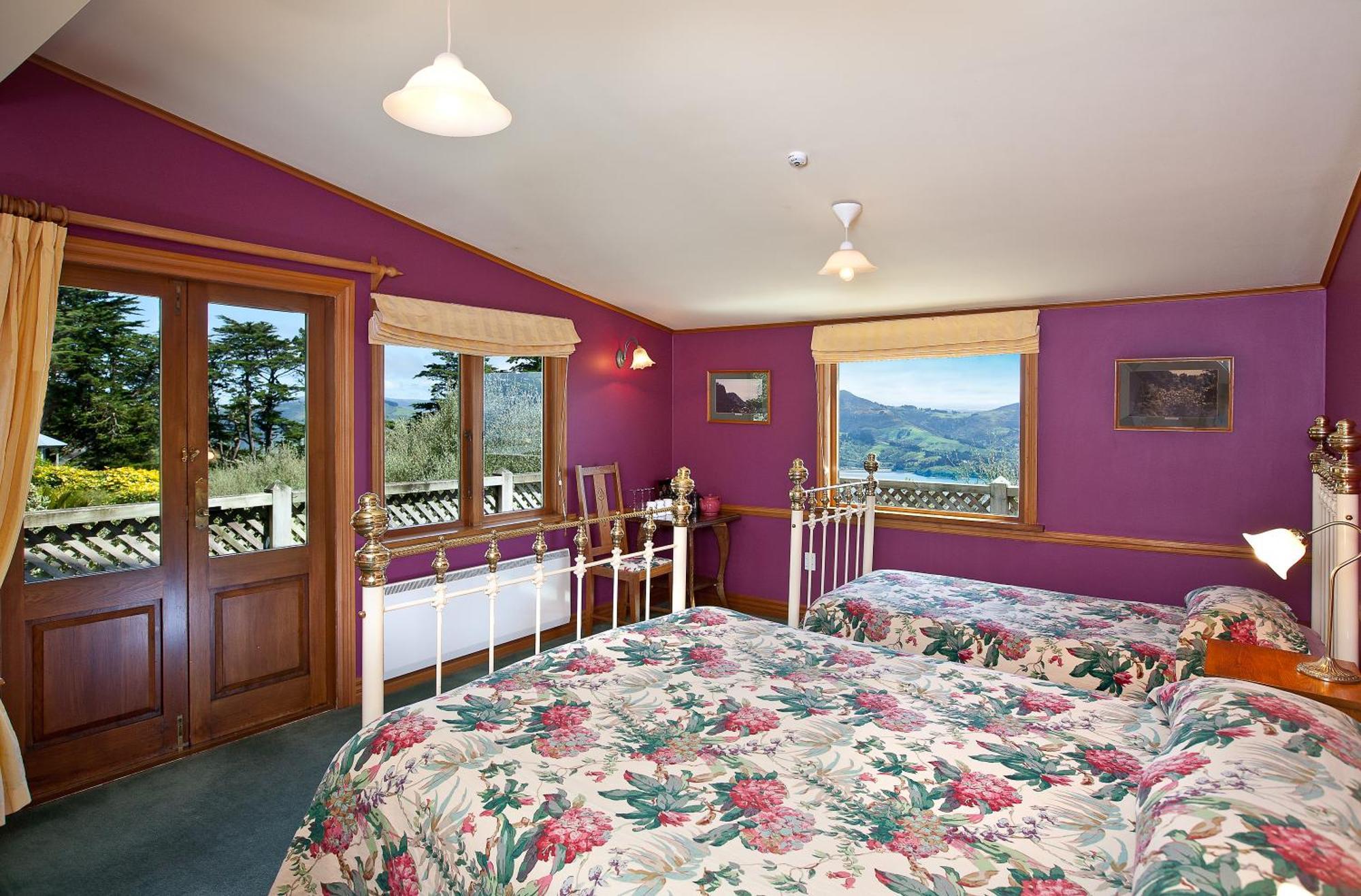 Larnach Lodge & Stable Stay Dunedin Room photo