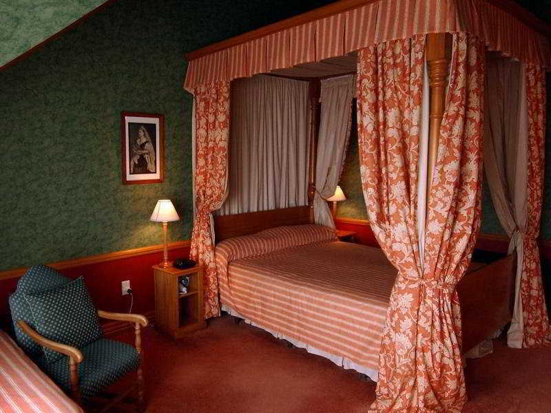 Larnach Lodge & Stable Stay Dunedin Exterior photo